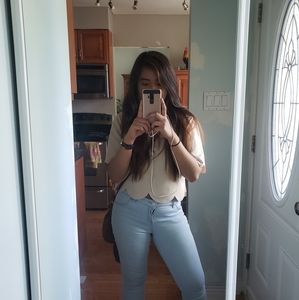 Meet your Posher, Rochelle anne